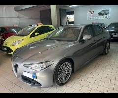 Alfa Romeo Giulia 2.2 180 CV AT8 Business Sport La