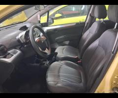 Chevrolet Spark 1.0 gpl 2014 unico prop - 16