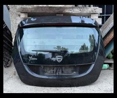PORTELLONE COFANO POSTERIORE LANCIA Y YPSILON 5p