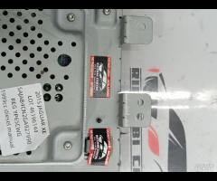 DISPLAY SCHERMO A TOCCO SISTEMA DI NAVIGAZIONE 8 S - 15