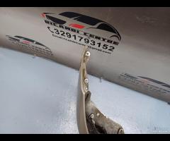 PARAURTI ANTERIORE CON SENSORI DI PARCHEGGIO BMW F - 6