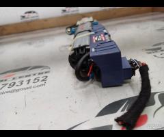 ATTUATORE PORTELLONE ELLETRICO DX PASSAGERO AUDI Q - 8