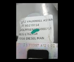 CINTURA DI SICUREZZA ANTERIORE CON PRETENSIONATORE - 6