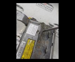 AIRBAG ANTER.GINOCCHIA PASAGGERO 2015 TOYOTA YARIS - 21