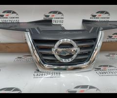 GRIGLIA ANTERIORE CENTRALE 2012 NISSAN JUKE (F15)