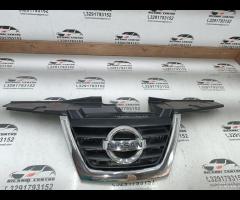 GRIGLIA ANTERIORE CENTRALE 2012 NISSAN JUKE (F15) - 10