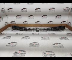 GRIGLIA PROTEZIONE ANTERIORE/DEFLETTORI VENTO SKOD