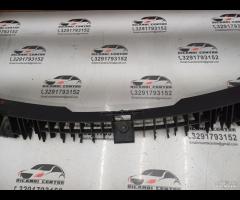 GRIGLIA PROTEZIONE ANTERIORE/DEFLETTORI VENTO SKOD - 12