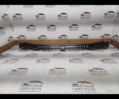 GRIGLIA PROTEZIONE ANTERIORE/DEFLETTORI VENTO SKOD - 23