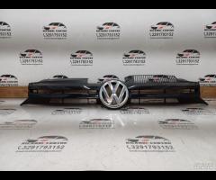 GRIGLIA ANTERIORE PER VOLKSWAGEN GOLF VI (5K1) 200