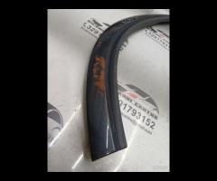 MODANATURA PARAFANGO ANTERIORE SINISTRO 2010 VOLVO - 7