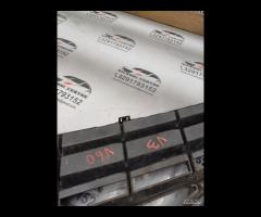 GRIGLIA RADIATORE ANTERIORE SUPERIORE 2013 VOLVO V - 17