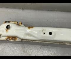 RINFORZO TRAVERSA PARAURTI SUPPORTO ANTERIORE VW C - 7