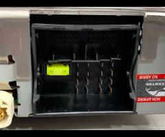 UNITA DI TESTA NAVIGAZIONE MULTIMEDIA LETTORE CD B - 16