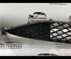 GRIGLIA PARAURTI ANTERIORE GRIGLIA RADIATORE MERCE