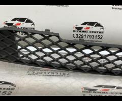 GRIGLIA PARAURTI ANTERIORE GRIGLIA RADIATORE MERCE