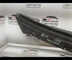 SUPPORTO STAFFA CENTRALE PARAURTI ANTERIORE MERCED