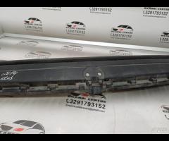 SUPPORTO STAFFA CENTRALE PARAURTI ANTERIORE MERCED - 10