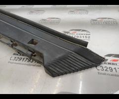 SUPPORTO STAFFA CENTRALE PARAURTI ANTERIORE MERCED - 12