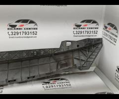 SUPPORTO STAFFA CENTRALE PARAURTI ANTERIORE MERCED - 17