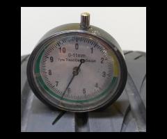 4 GOMME 235 55 20 YOKOHAMA BR1658