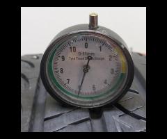 4 GOMME 235 55 19 YOKOHAMA BR1653