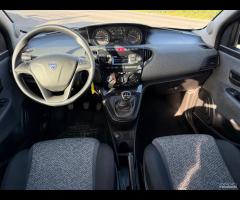Lancia Ypsilon 1.0 FireFly Hybrid Silver Plus