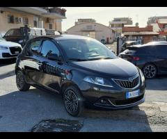 Lancia Ypsilon 1.0 FireFly 5 porte S&S Hybrid Gold - 11