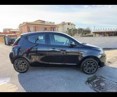Lancia Ypsilon 1.0 FireFly 5 porte S&S Hybrid Gold - 12