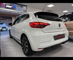 Renault Clio Full Hybrid E-Tech 140 CV 5 porte - 6