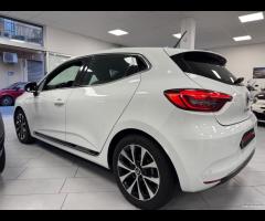 Renault Clio Full Hybrid E-Tech 140 CV 5 porte - 9