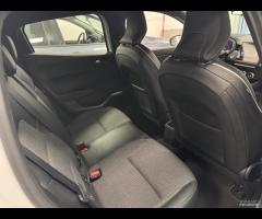 Renault Clio Full Hybrid E-Tech 140 CV 5 porte - 16