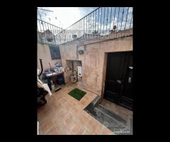 Casa singola con cortile e terrazzino ad Acireale - 8