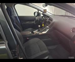 Peugeot 3008 1.6 HDi unico prop 2015 - 14
