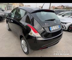 Lancia Ypsilon 1.2 69 CV 5 porte GPL Ecochic Gold