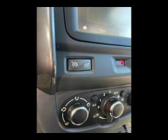 Dacia Duster 1.6 115CV Start&Stop 4x2 GPL Laur&eac - 9