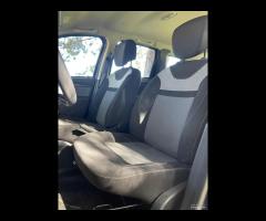 Dacia Duster 1.6 115CV Start&Stop 4x2 GPL Laur&eac - 13
