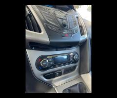 Ford Focus 1.6 TDCi 115 CV Titanium - 8