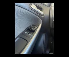 Ford Focus 1.6 TDCi 115 CV Titanium - 10