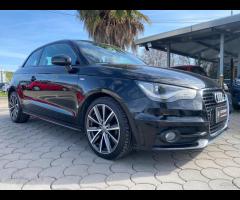 AUDI - A1 - 1.6 TDI Admired S-LINE - NEOPATENTATI