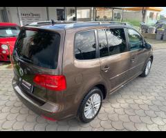 VOLKSWAGEN - Touran - 1.6 TDI Trendline BMT - FINA - 6