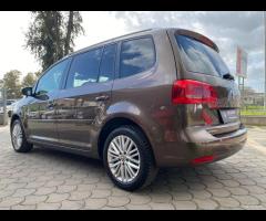 VOLKSWAGEN - Touran - 1.6 TDI Trendline BMT - FINA - 12