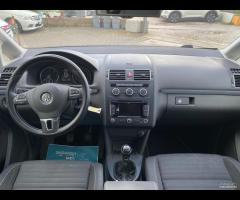 VOLKSWAGEN - Touran - 1.6 TDI Trendline BMT - FINA - 15