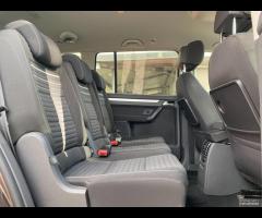 VOLKSWAGEN - Touran - 1.6 TDI Trendline BMT - FINA - 22