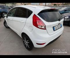 Ford Fiesta 1.4 5 porte Bz.- GPL