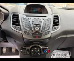 Ford Fiesta 1.4 5 porte Bz.- GPL - 8