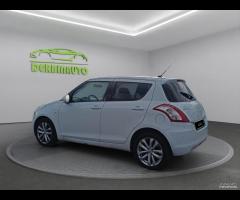 Suzuki Swift 1.3 DDiS 5 porte B-Top Bi-Color - 6