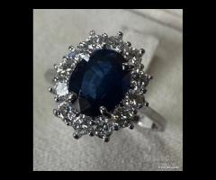 ANELLO ORO BIANCO 18kt. DIAMANTI E ZAFFIRO BLU
