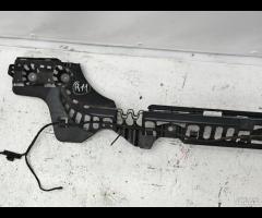 SUPPORTO STAFFA CENTRALE PARAURTI POSTERIORE BMW F - 4