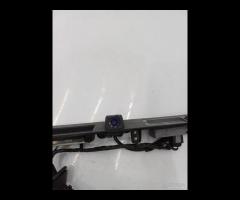 RIVESTIMENTO MANIGLIA DEL PORTELLONE (TELECAMERA) - 21